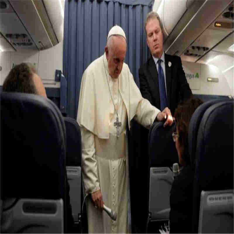 البابا يسكت عن خطاب المطالبة بسوء المعاملة في نهاية الزيارة الأيرلندية